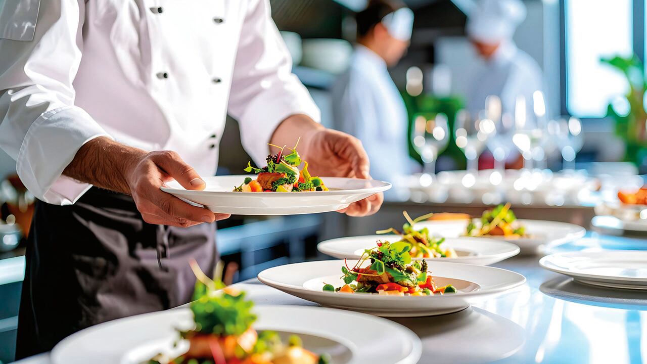 La empresa 4-72 no ha tenido mucho protagonismo en el país; sin embargo, estos hechos podrían abrir una caja de Pandora de la política que toca al Gobierno nacional. 