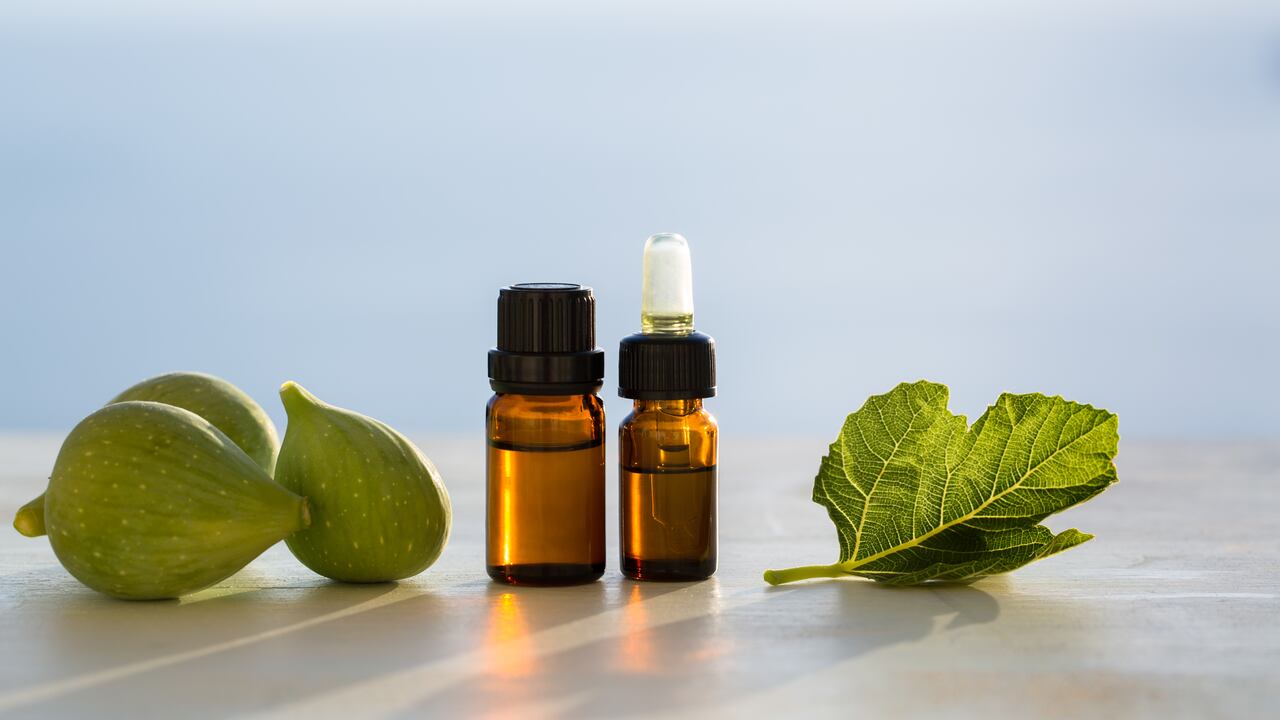 El aceite de semilla de higo chumbo contiene vitamina E, C y K, potasio, calcio y magnesio.