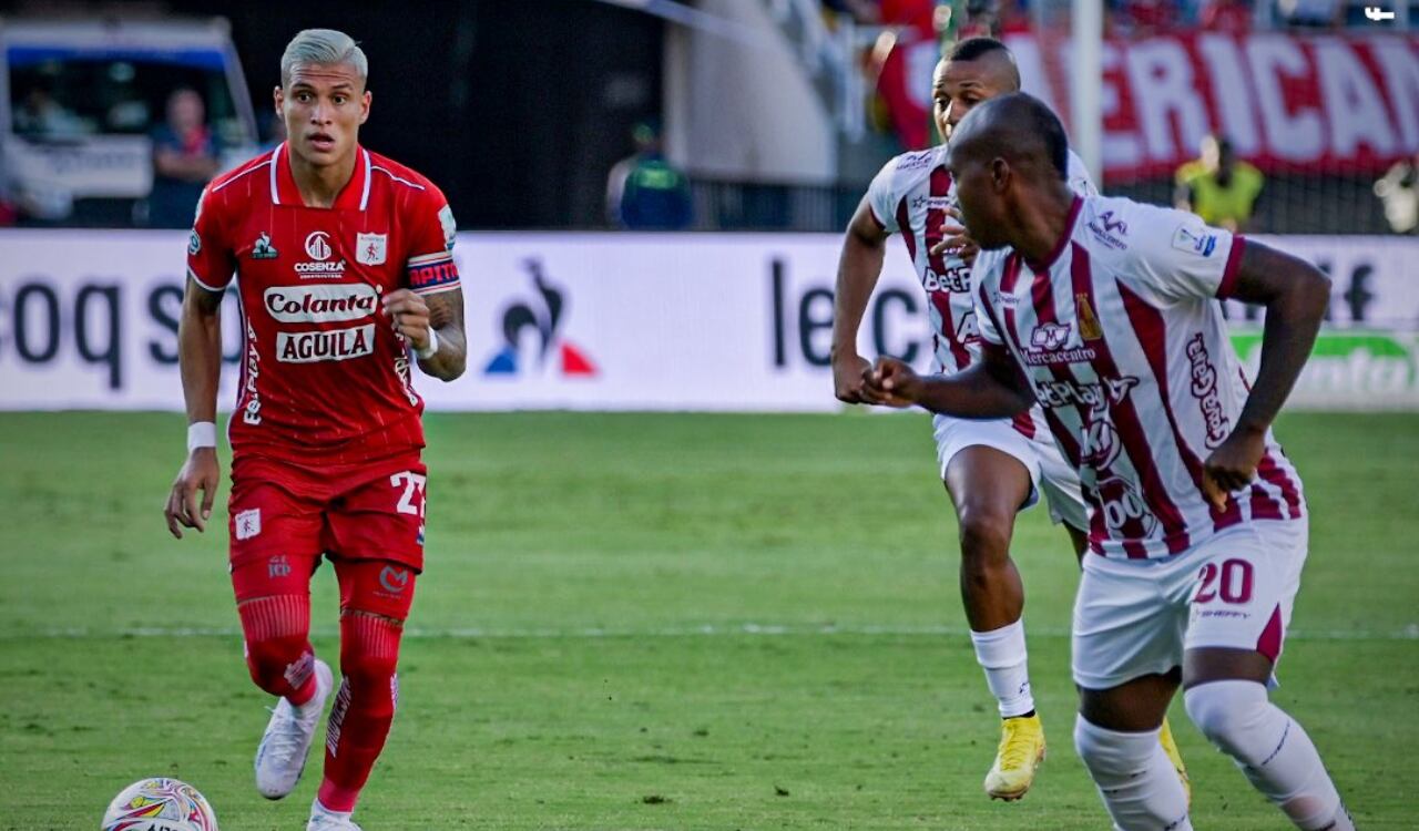 Juan Camilo Portilla de América como capitán en en estreno ante Tolima.