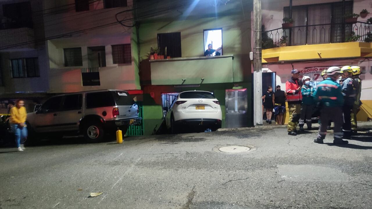 Presunto ladrón fue arrollado cuando , al parecer, intentaba atracar a una mujer.