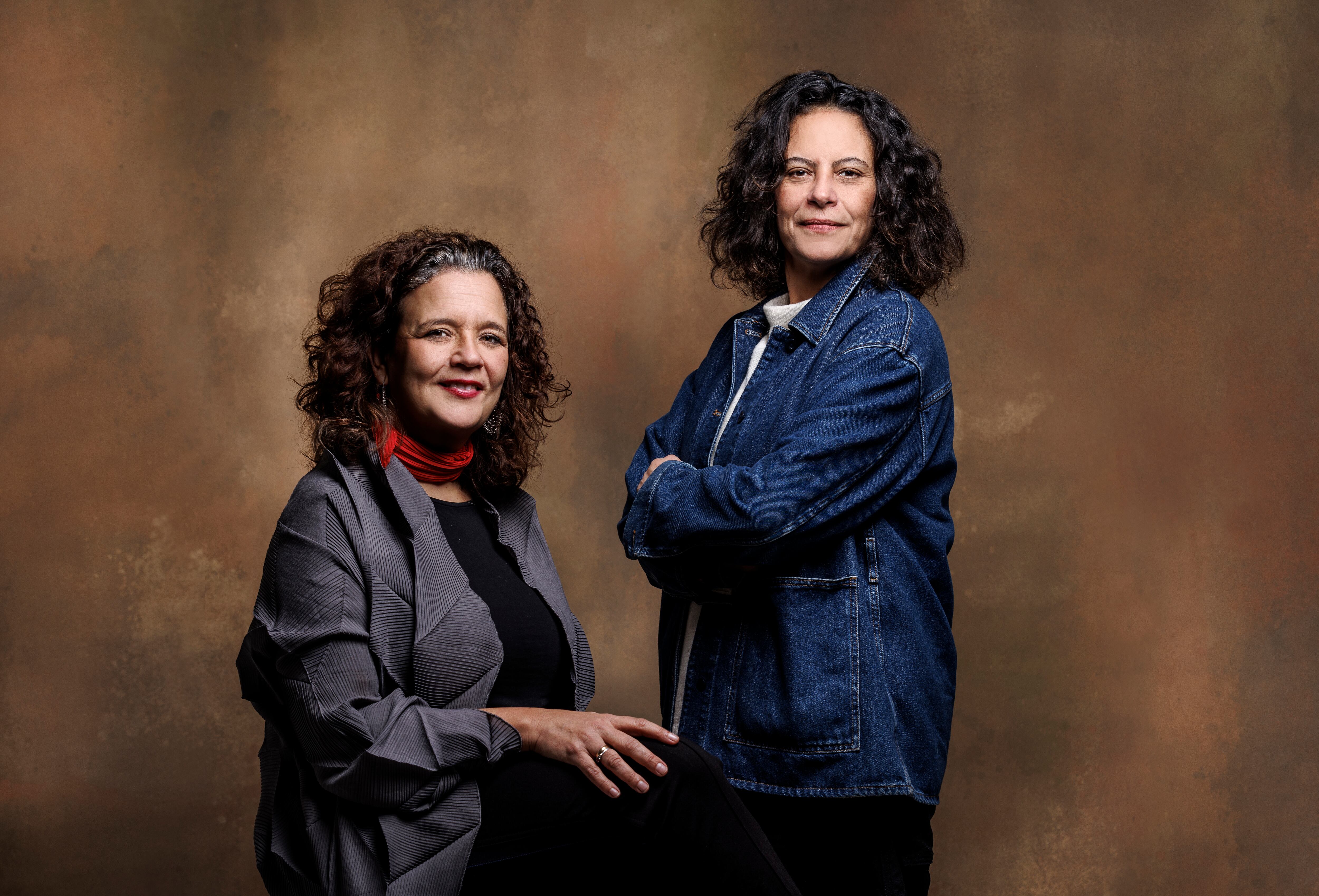 Cristina Fuentes La Roche (Directora Internacional del Hay Festival), y Constanza Escobar (Directora del Hay Festival en Colombia). Bogotá Noviembre 21 de 2024.