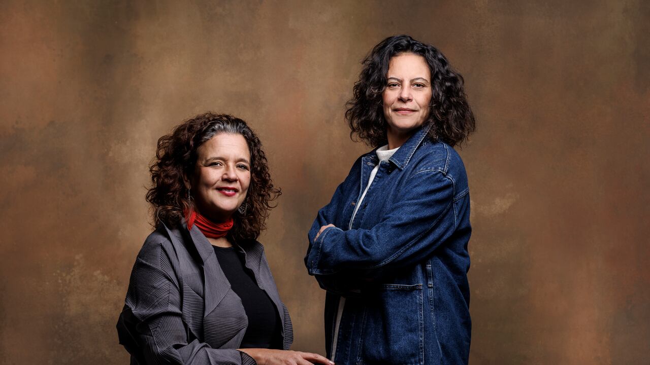 Cristina Fuentes La Roche (Directora Internacional del Hay Festival), y Constanza Escobar (Directora del Hay Festival en Colombia). Bogotá Noviembre 21 de 2024.