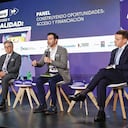 De izquierda a derecha: Diego Bonilla, editor de Enfoque de SEMANA; Miguel Ricaurte, presidente honorífico de la Corporación Universitaria Iberoamericana; Enrique Vera, rector de la Universidad Pedagógica y Tecnológica de Colombia; Mauricio Toro, presidente del Icetex, y José María Roldán, director general de la Agencia Distrital para la Educación Superior, la Ciencia y la Tecnología (Atenea).