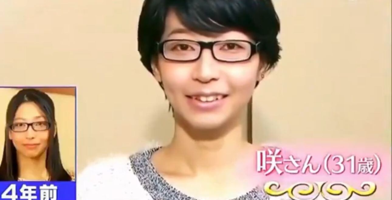 La mujer se cortó su cabello para venderlo