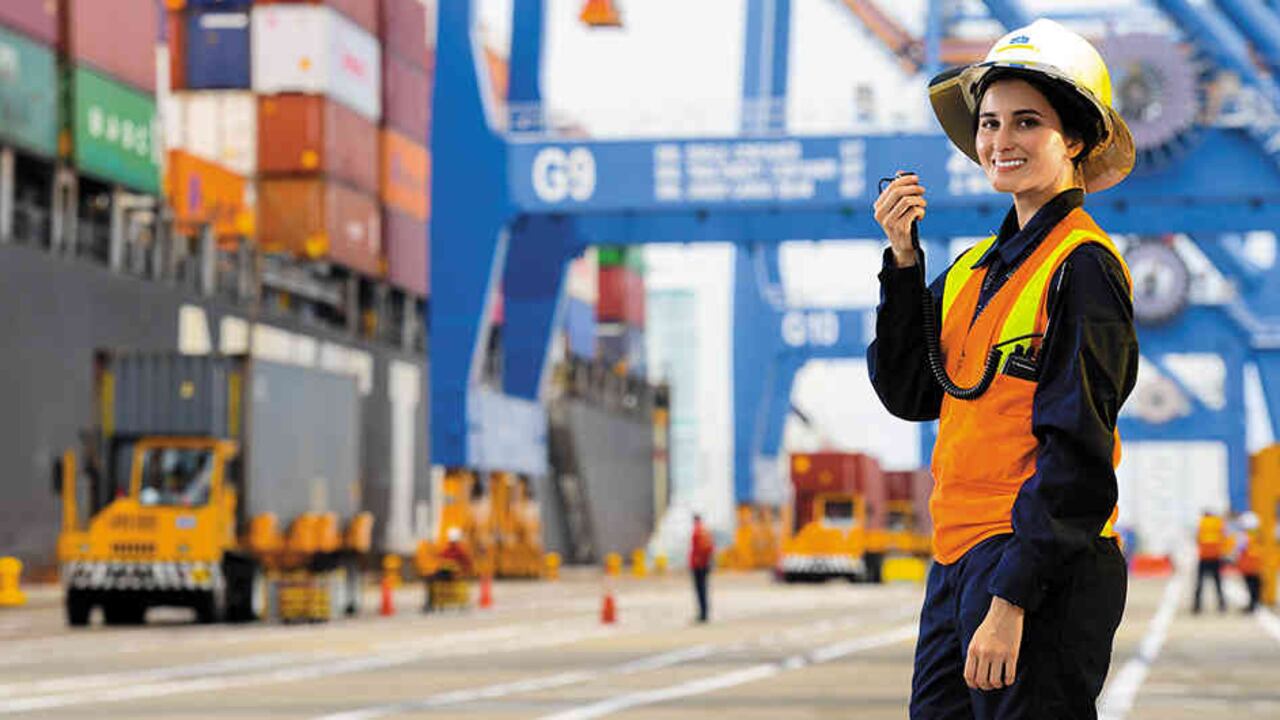 En el Grupo Puerto de Cartagena trabajan 194 mujeres.