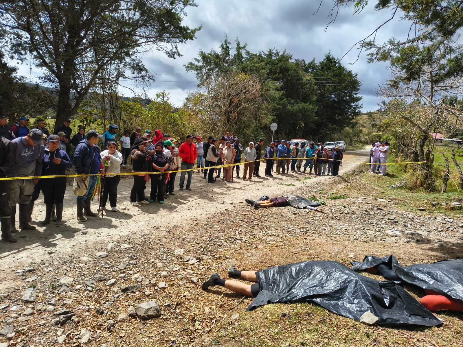 Este mortal ataque armado se presentó sobre una vía que comunica a los municipios de Totoró y Silvia, al oriente del Cauca.