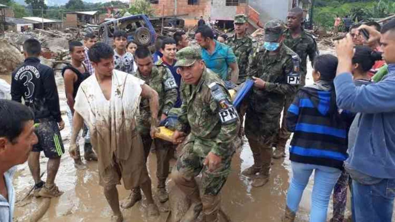 Continúan las ayudas y esfuerzos para los afectados por el desastre natural.