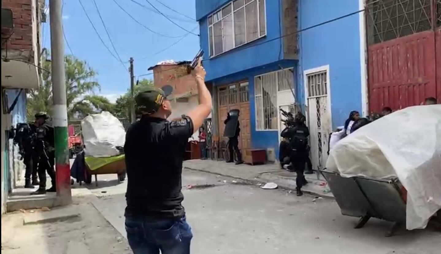 Satanás, el asesino que nadie conoce, pero que tiene aterrorizada a Bogotá. SEMANA conoció los detalles de un informe exclusivo que describe a un peligroso delincuente que nadie sabe si existe.