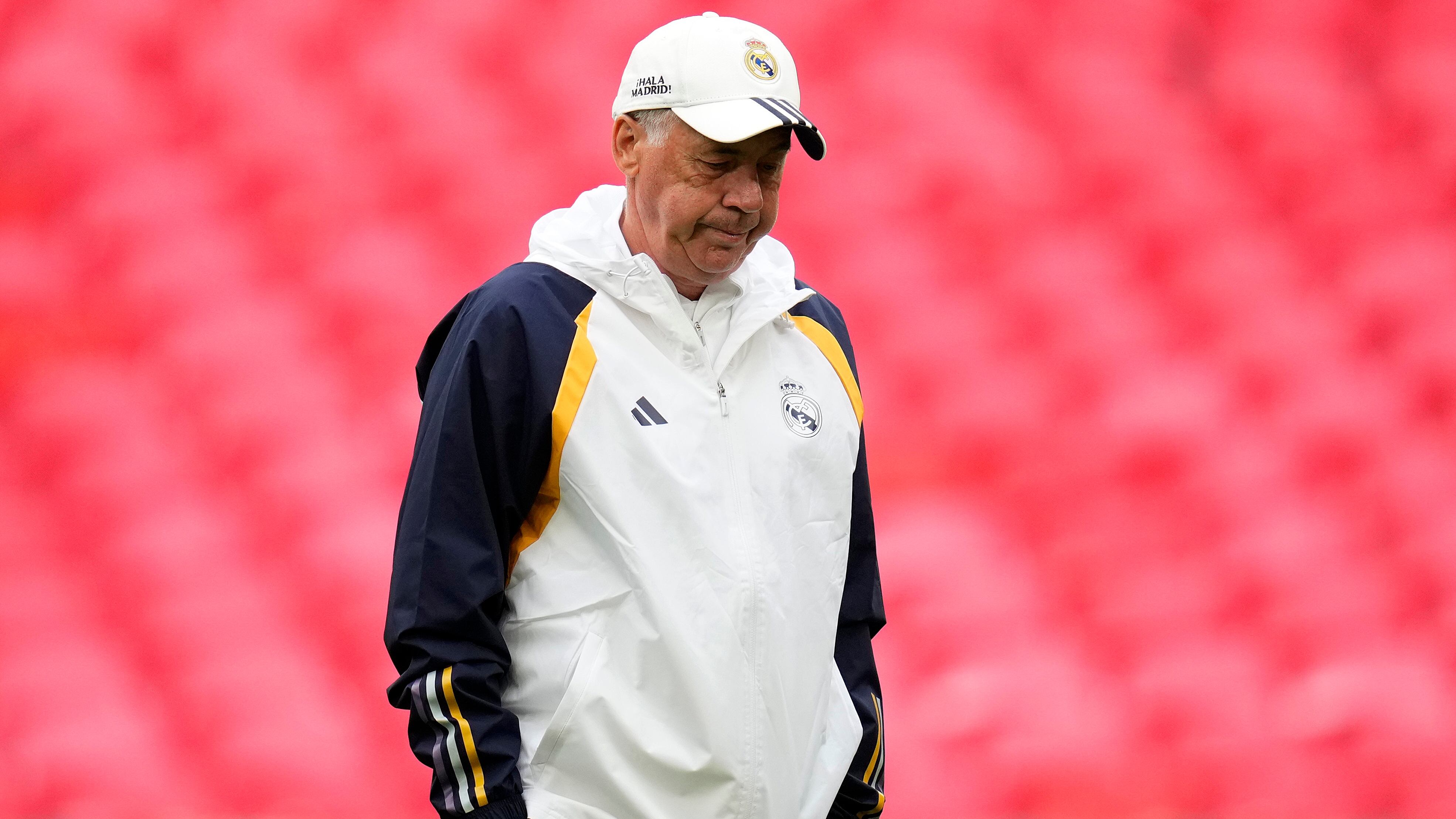 Carlo Ancelotti, entrenador de 'La Casa Blanca' que busca la tercera Copa de Europa con el club.