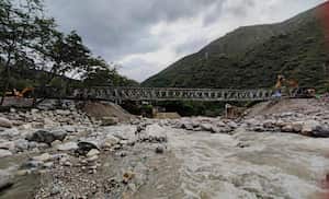 El puente está ubicado en el sector de La Playa.