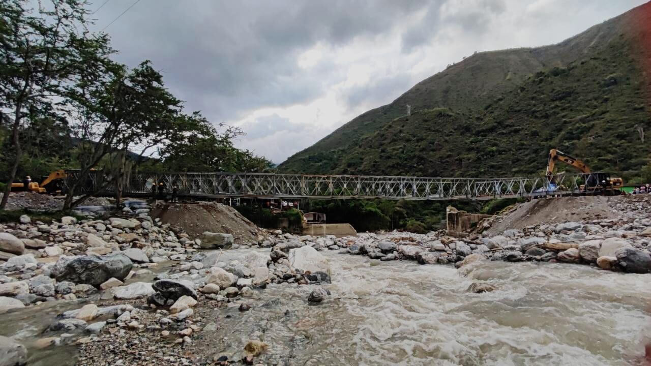 El puente está ubicado en el sector de La Playa.