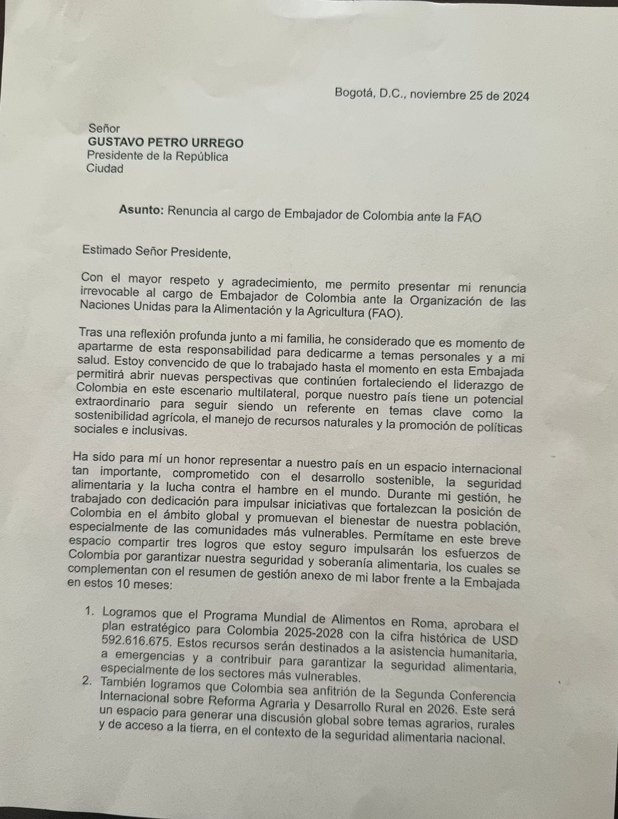 Carta de renuncia de Armando Benedetti a la Embajada de Colombia ante la FAO.