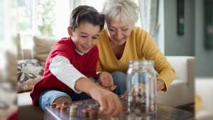 Como ahorrar es un hábito, Bancoomeva cuenta en su portafolio con Coomevita, para que este se cultive desde edades tempranas.