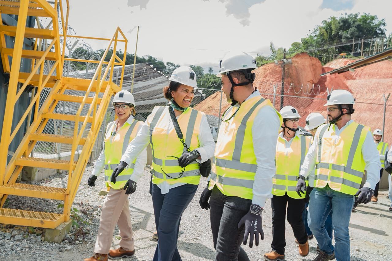 Embajadora de Canadá en Segovia, Antioquia