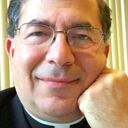 Aunque el sacerdote Frank Pavone fue expulsado de esa actividad a finales de 2022 por el Vaticano por “comunicaciones blasfemas en redes sociales” y “desobediencia persistente” a su obispo, este martes se conoció que además es investigador por incurrir presuntamente en acoso sexual.