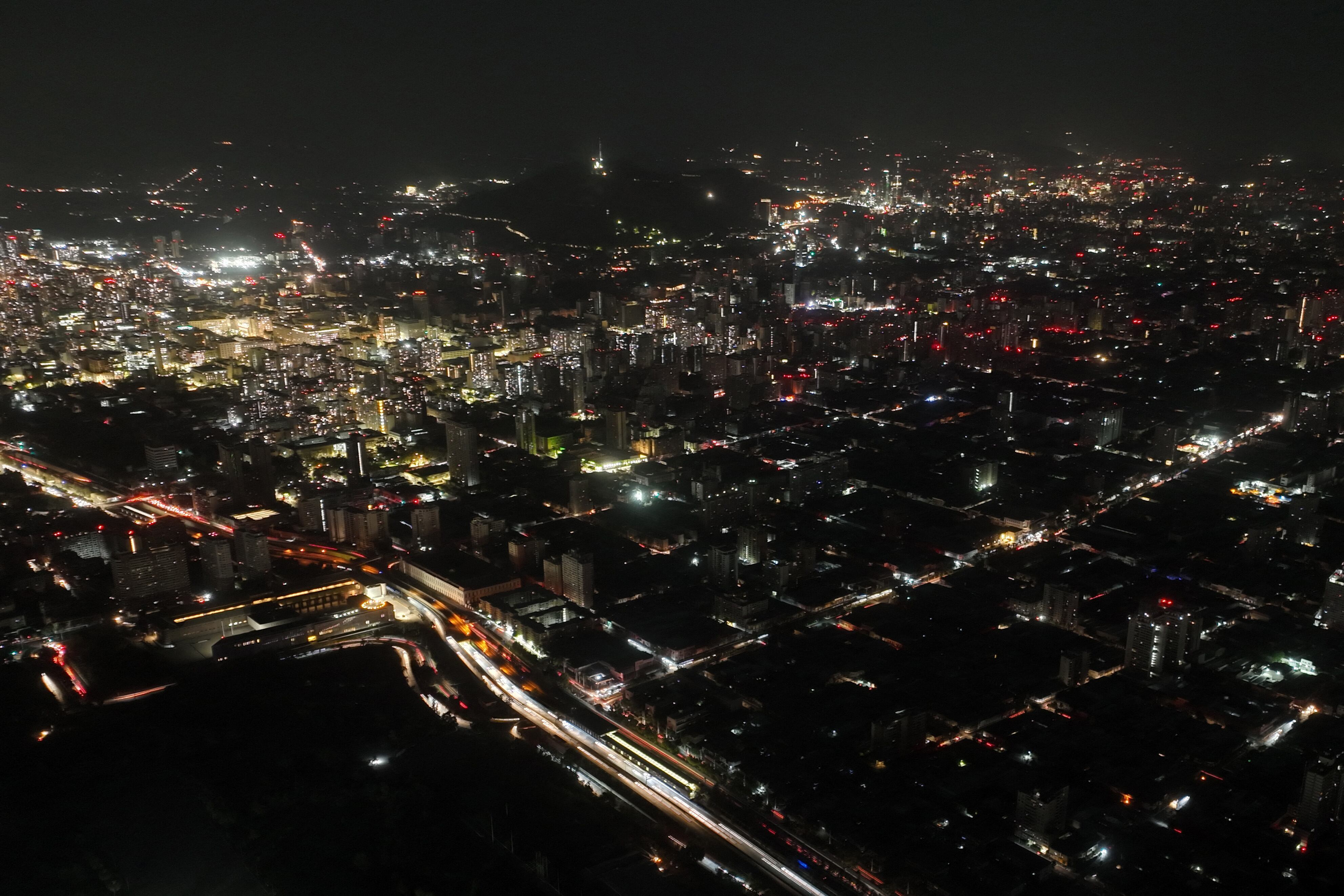 El apagón dejó a la mayoría del país sin electricidad durante horas, afectando la vida diaria de millones de personas.