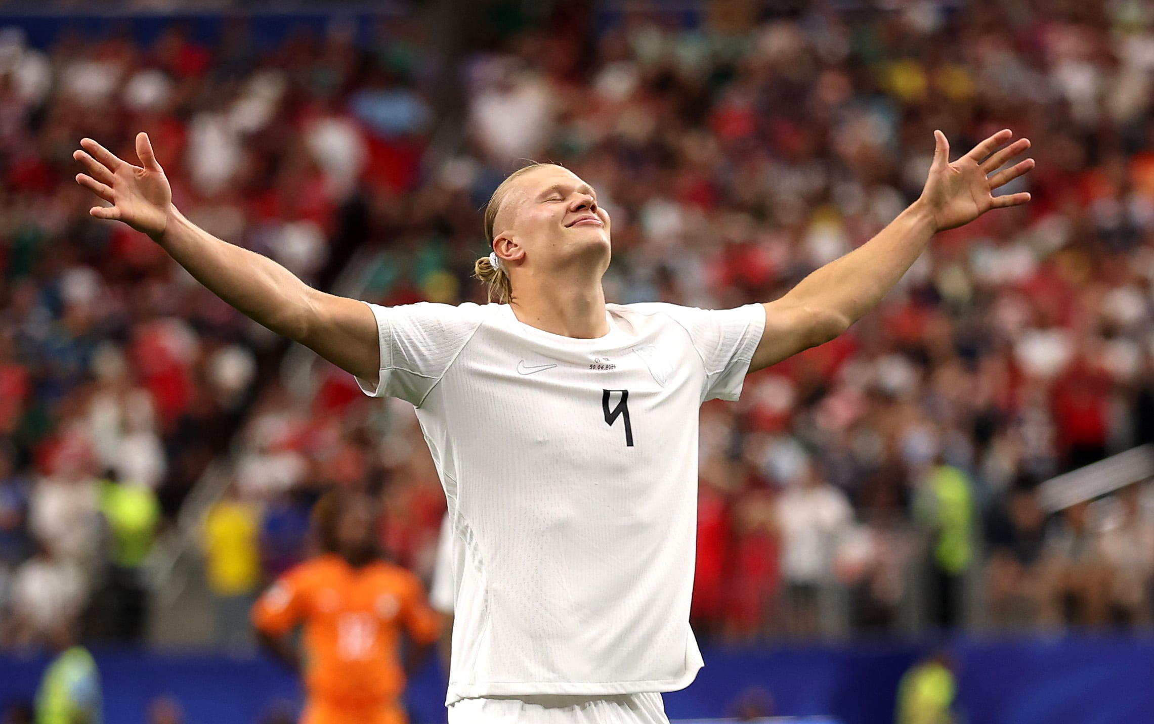 30 de junio: Erling Haaland #9 de Noruega celebra el segundo gol de su equipo durante el partido de dieciseisavos de final de la Copa Mundial de la FIFA 2026.