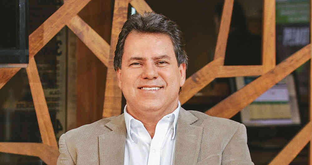 Antes de ser director del Área, Eugenio Prieto Soto fue gobernador de Antioquia y senador de la República.