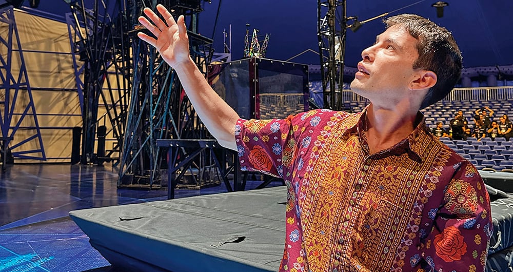 Carlos Solanilla es un caleño que llegó a España siendo niño y trabaja en el Circo del Sol hace 13 años.