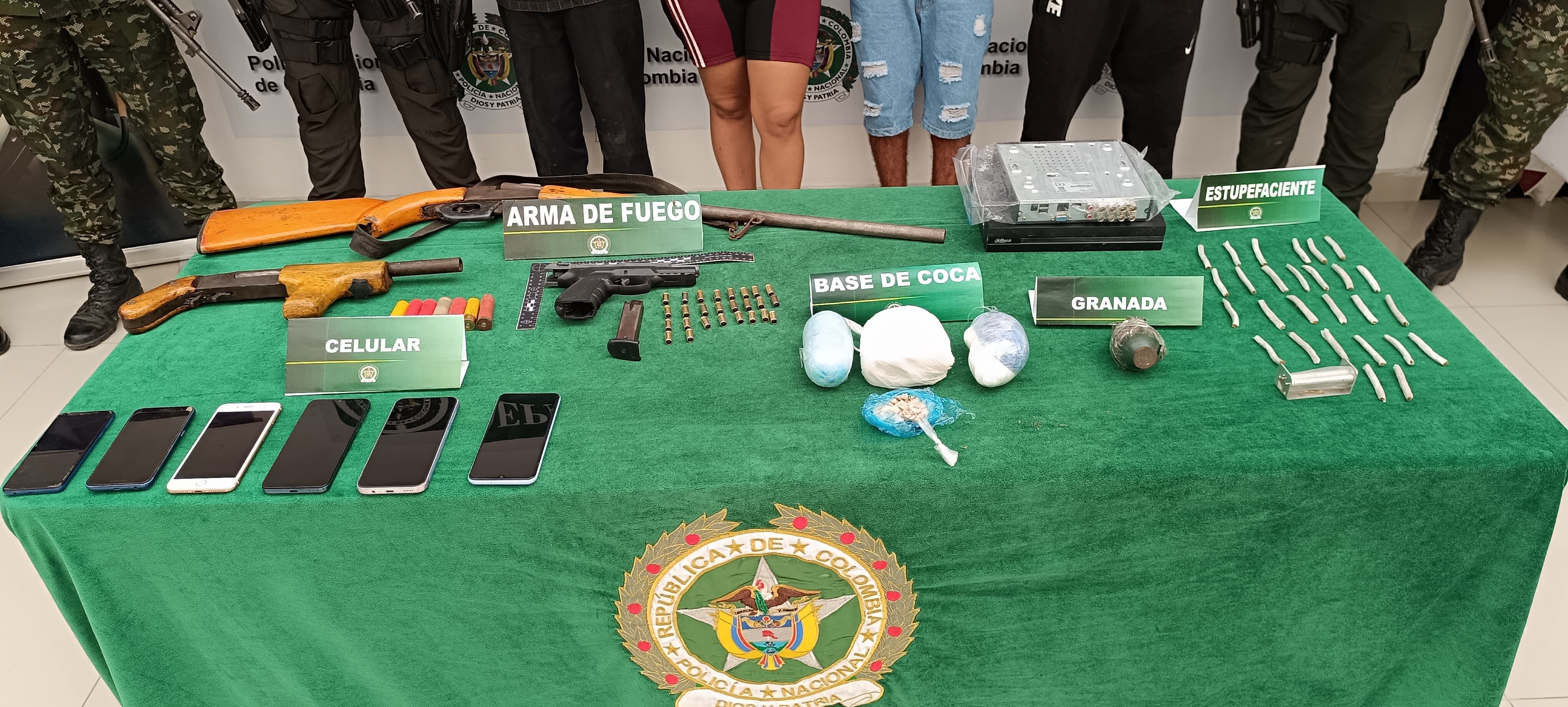 Elementos decomisados en operativo de la Policía.