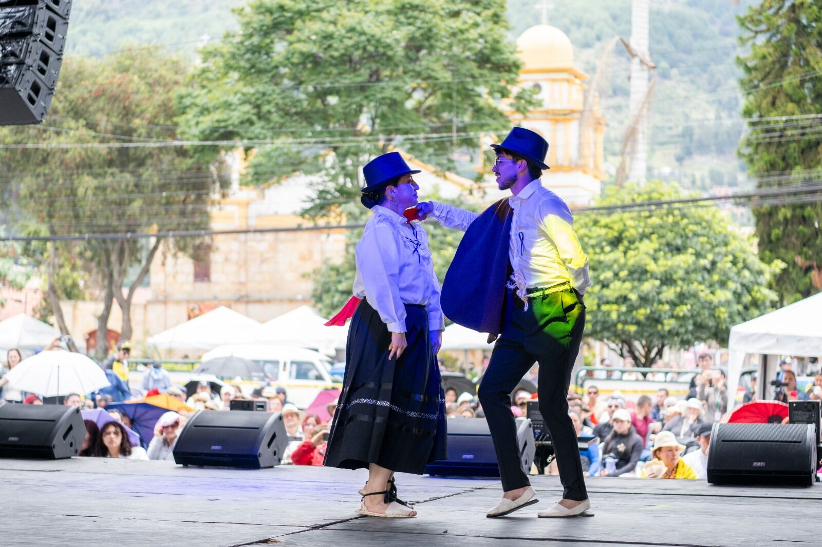 Festival Nacional Aires del Bambuco Colombiano