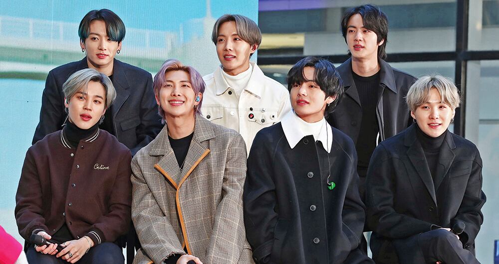 BTS es un grupo surcoreano formado en Seúl en 2010 y que debutó en 2013 bajo la compañía Big Hit Music.​ Está compuesto por siete integrantes: Jin, Suga, J-Hope, RM, Jimin, V y Jungkook, quienes coescriben y coproducen la mayor parte de su material discográfico.