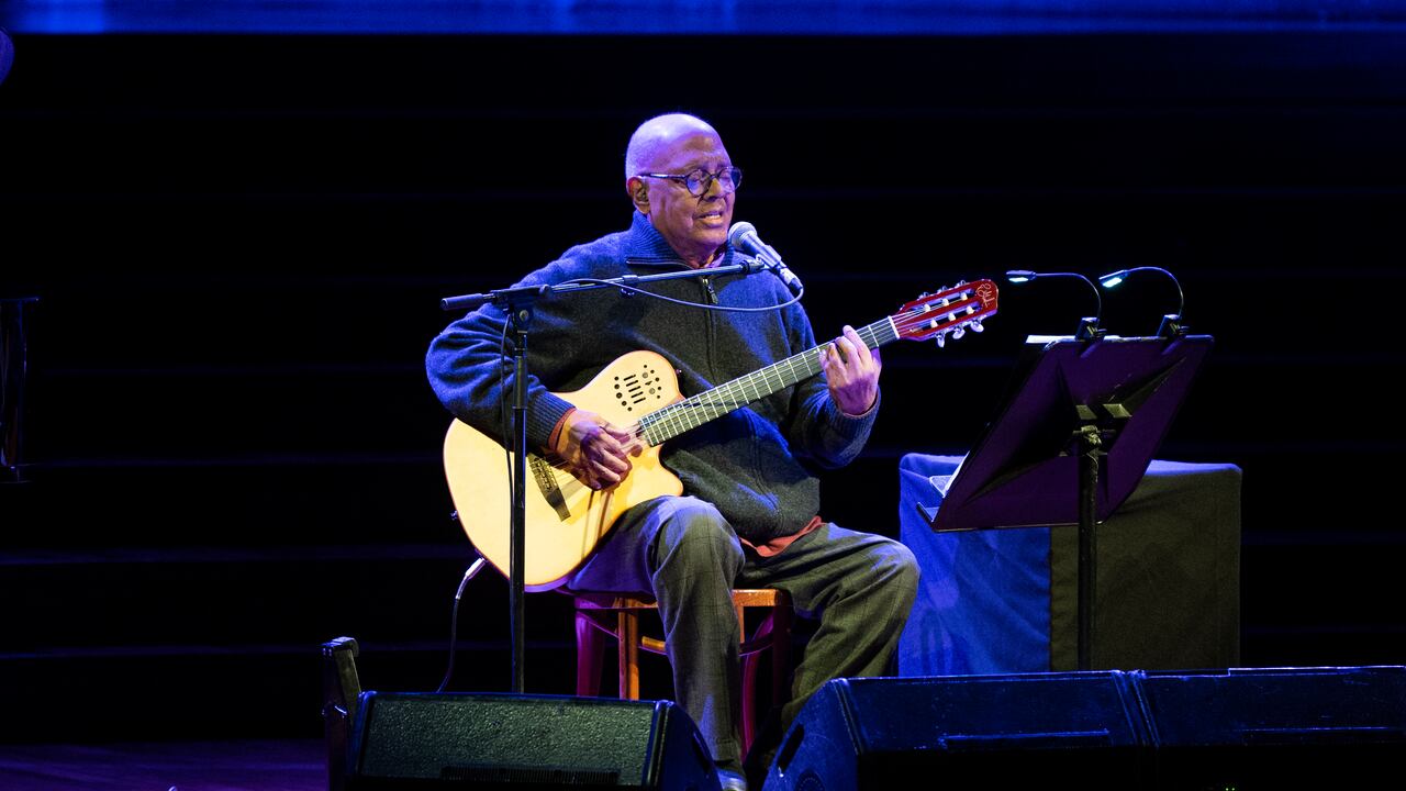 BARCELONA, SPAIN - JANUARY 26: Cuban songwriter Pablo Milanes performs on stage during Festival Mil.lenni at Palau de la Musica on January 26, 2022 in Barcelona, Spain. (Photo by Jordi Vidal/Redferns)