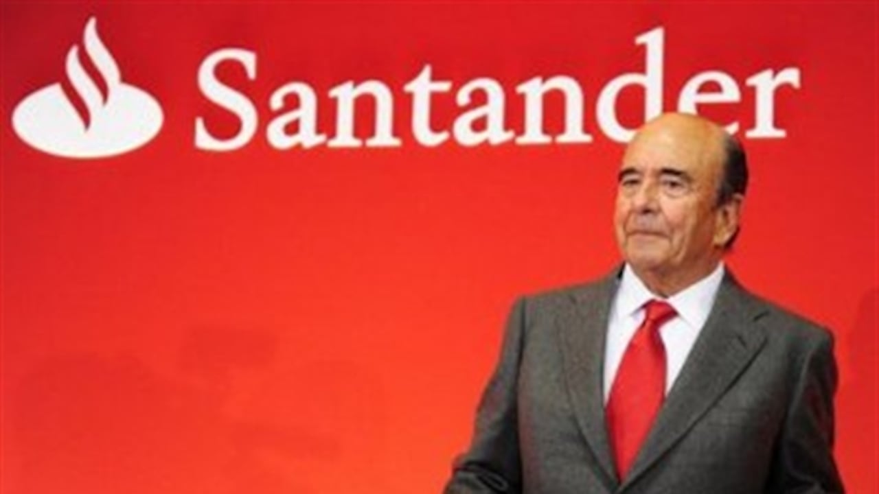 Emilio Botín, patriarca de una de la dinastías empresariales más importantes de Europa que falleció el martes a los 79 años, fue reconocido por transformar una pequeña entidad de provincias, el Banco de Santander, en uno de los mayores del mundo y contribuir al destacado crecimiento económico de su país en los años 90.