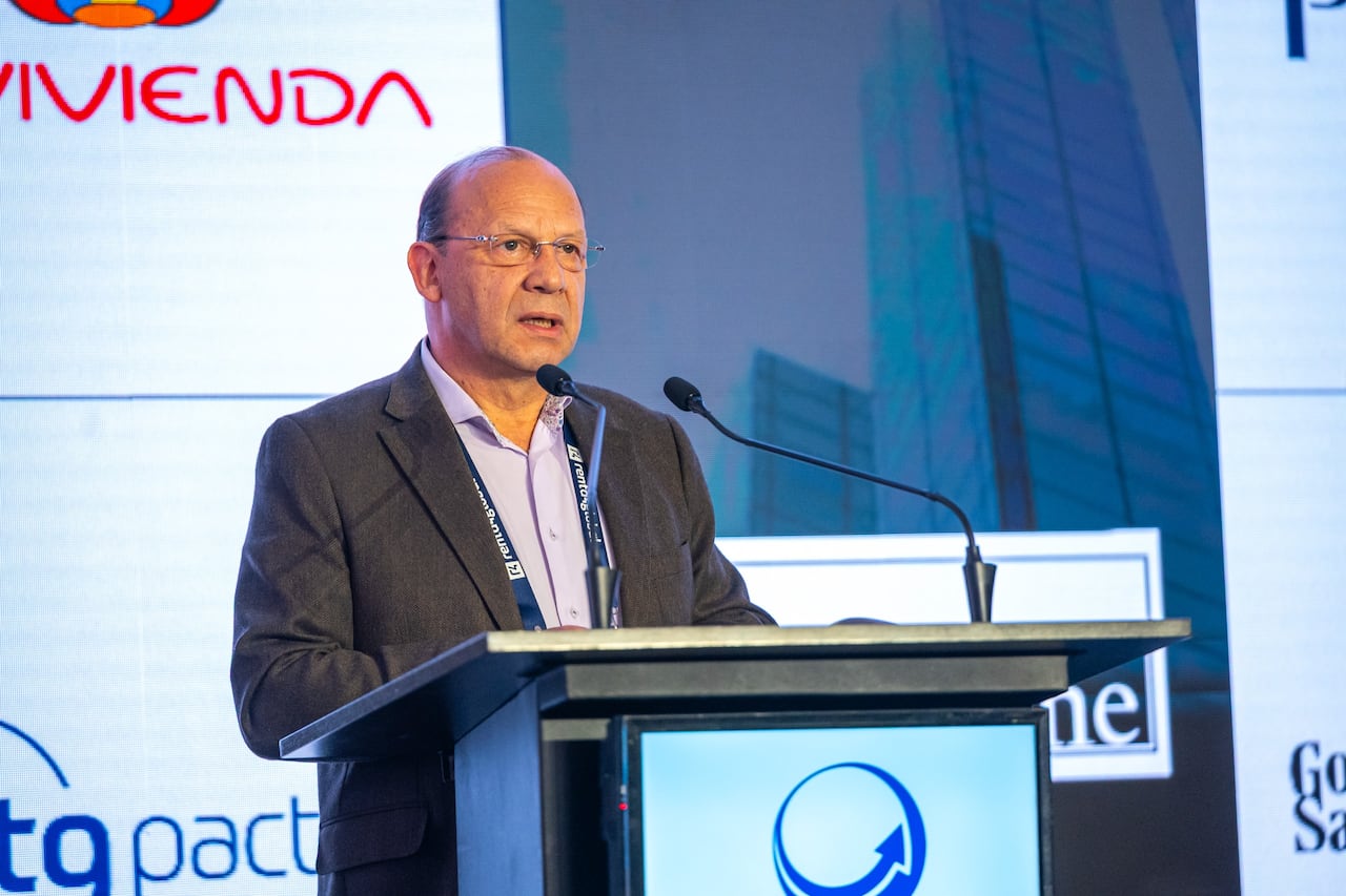 El ministro de Hacienda, Germán Ávila, habló en el Congreso de Asofondos. Foto: Prensa Asofondos.