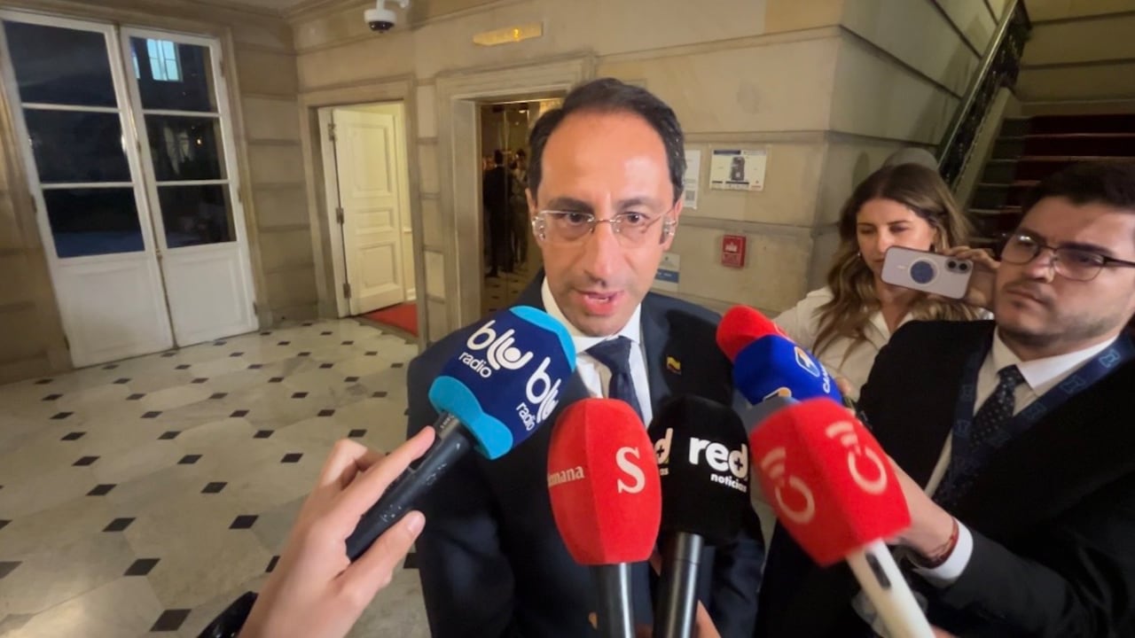 José Manuel Restrepo tras la reunión con Abelardo De La Espriella.