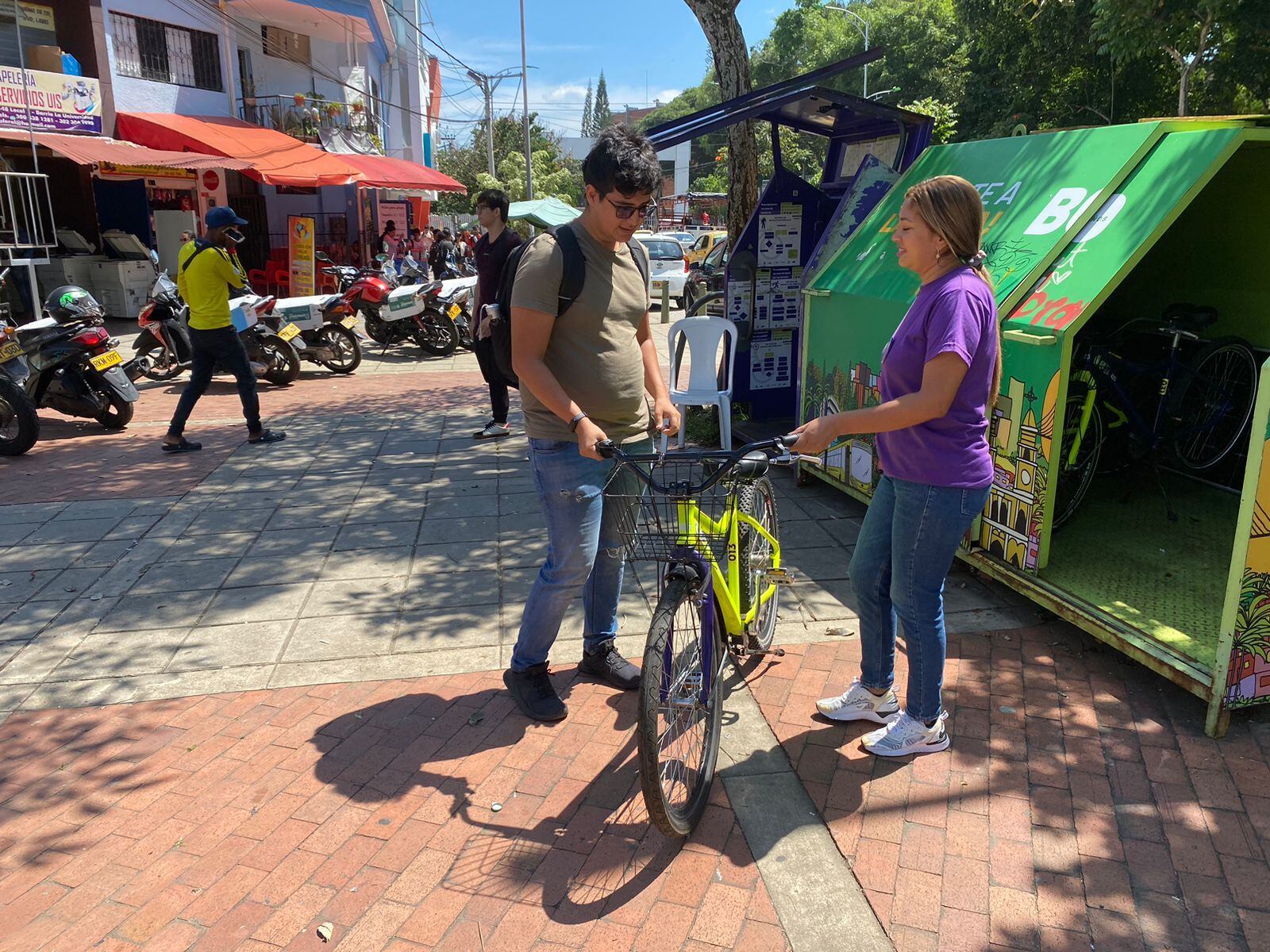 Clobi BGA tiene 12 estaciones en la ciudad.