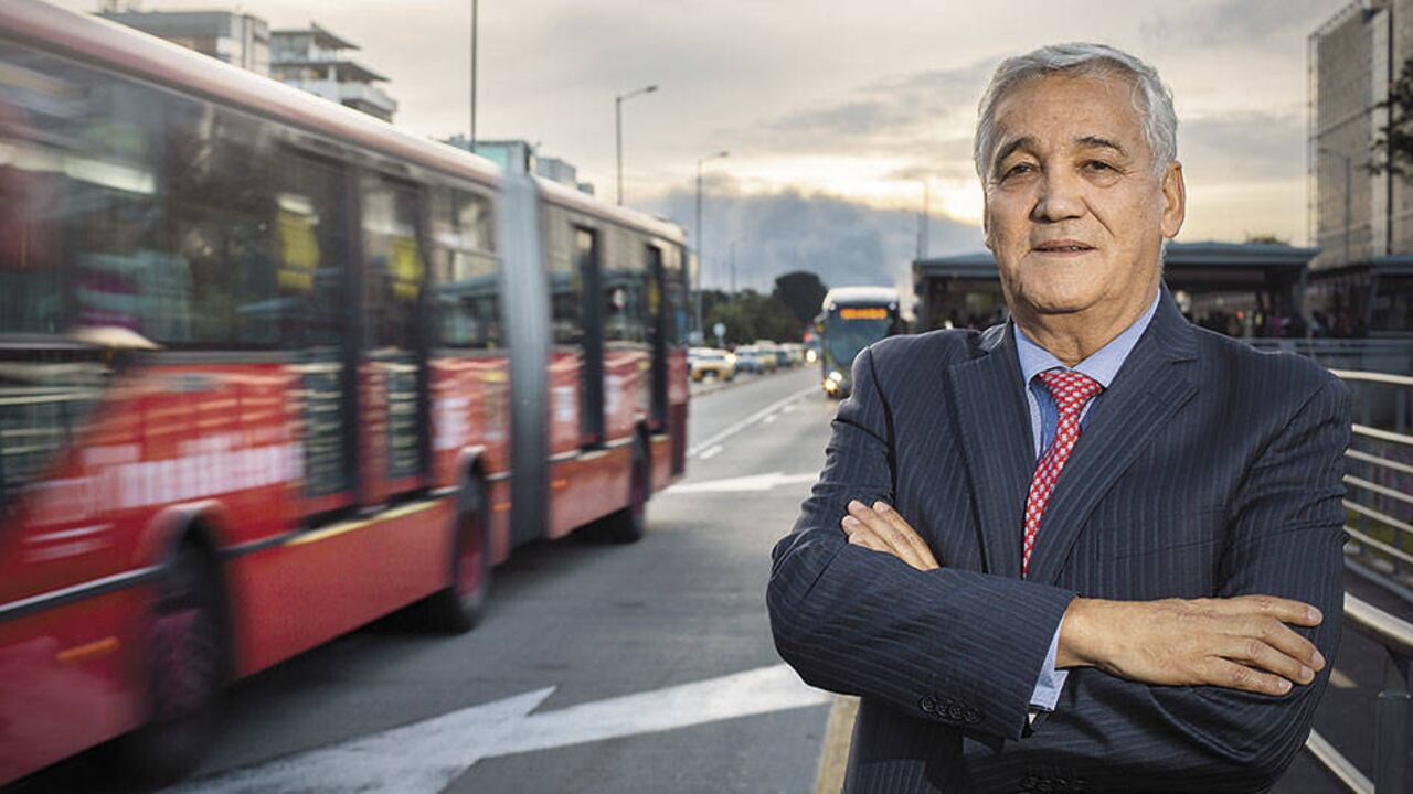 Roberto Gélvez. Presidente de Busscar Colombia. El fundador de Busscar fue obrero, vendedor ambulante y mecánico.
