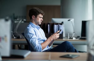 El Código Sustantivo del Trabajo permite sancionar conductas que afecten el desempeño laboral.