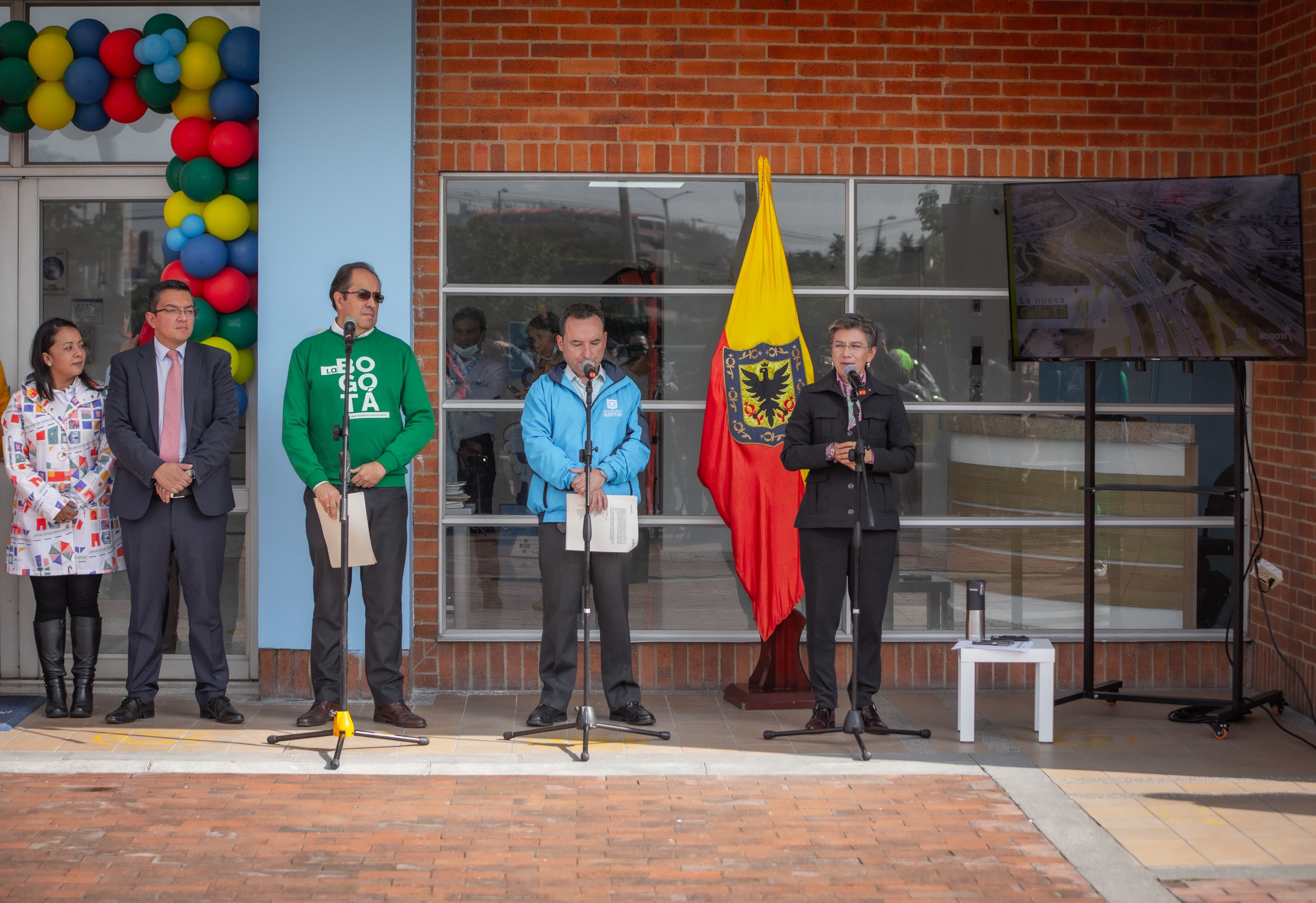 Rueda de prensa de la alcaldesa Claudia López.