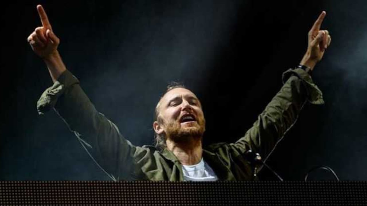 El 13 de mayo de 2016 David Guetta estrenó el sencillo 'This One's For You' junto a la cantante sueca Zara Larsson, la canción oficial de la Eurocopa 2016 de Francia. Días después, el 22 de mayo, el DJ francés ganó el premio a "Mejor Artista Electrónico" en los Billboard Music Awards.