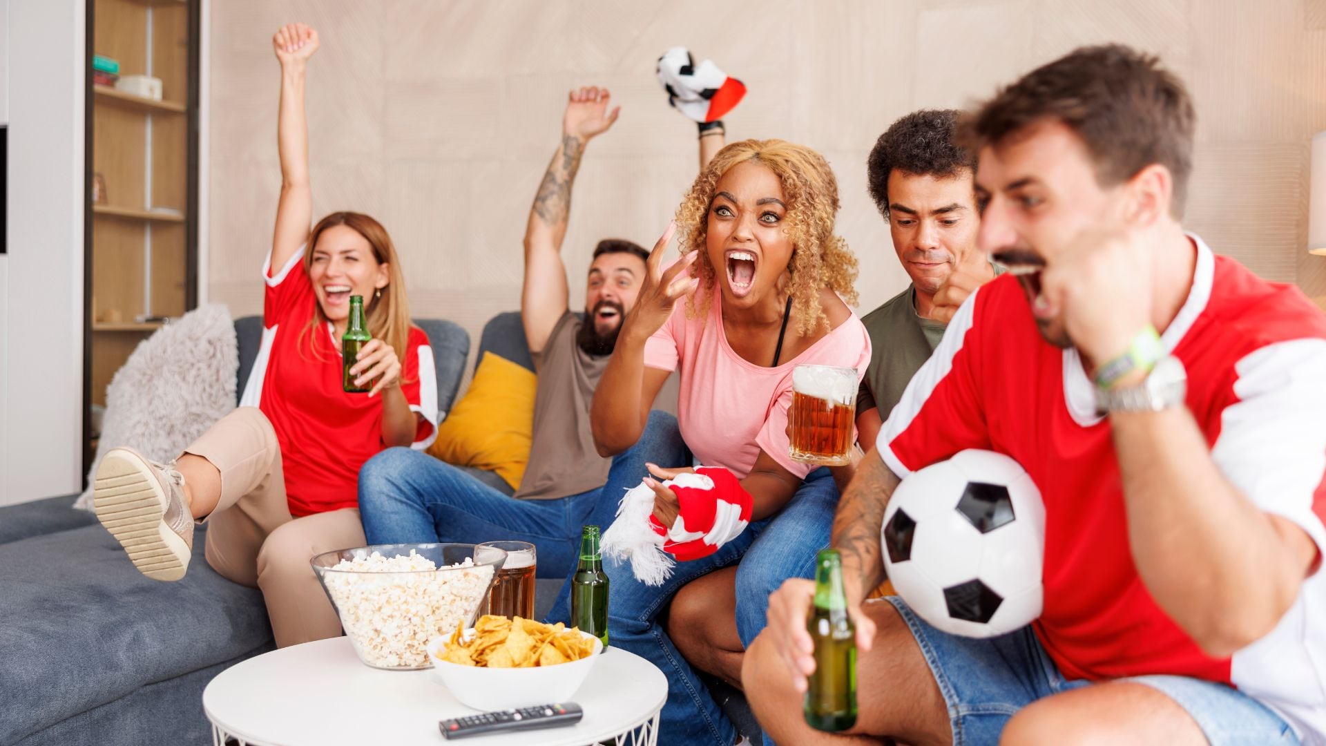 Mantener el televisor actualizado con la última versión de software ayuda a optimizar el funcionamiento.