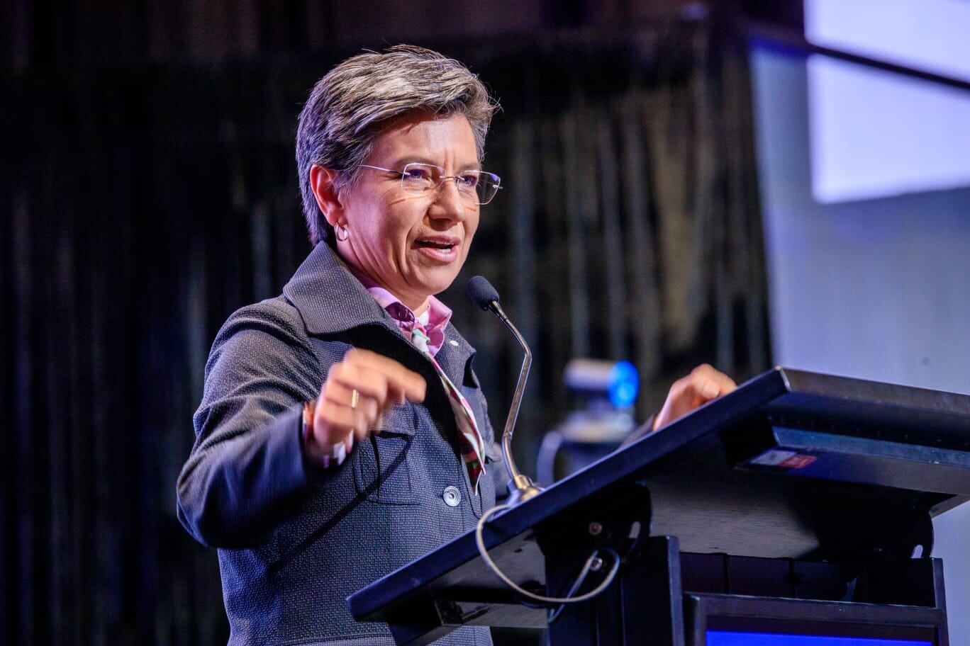 La alcaldesa Claudia López lideró la presentación en el Centro de Convenciones Ágora.