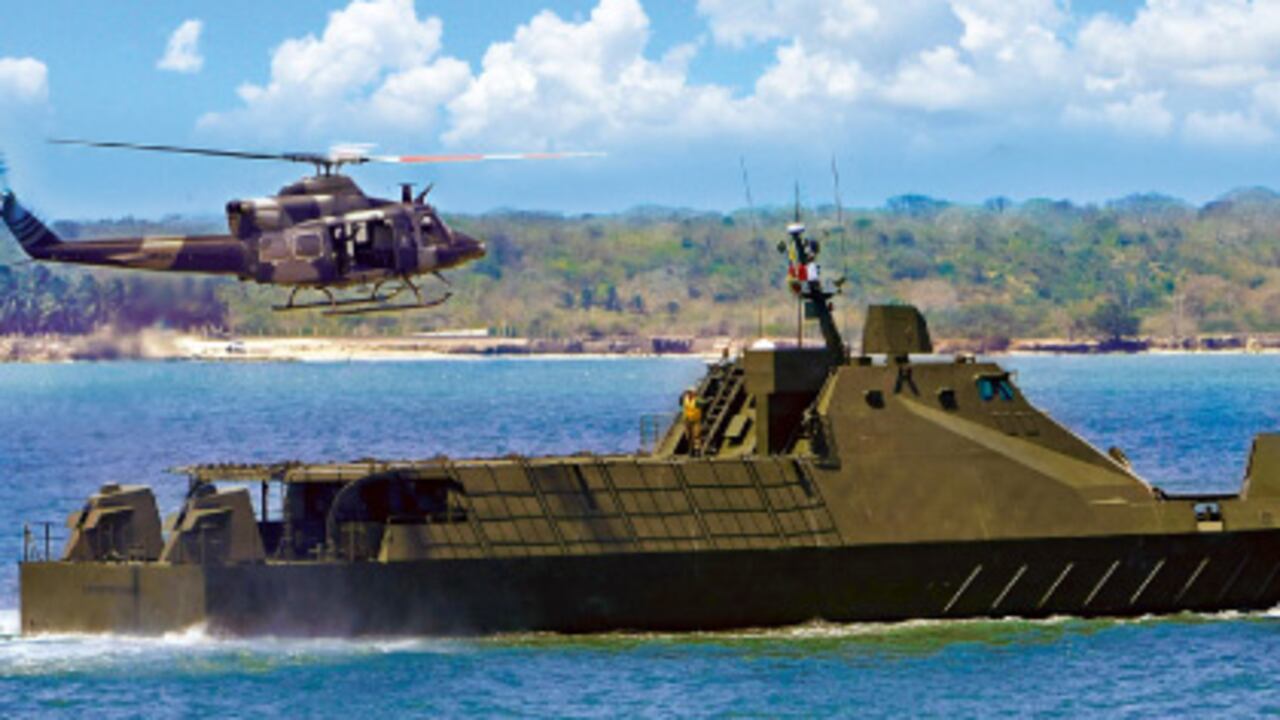 Esta es la Patrullera de Apoyo Fluvial Pesada (PAF-P) diseñada y construida por Cotecmar. La embarcación ya está navegando los ríos y ha sido probada con éxito en combate contra la guerrilla.