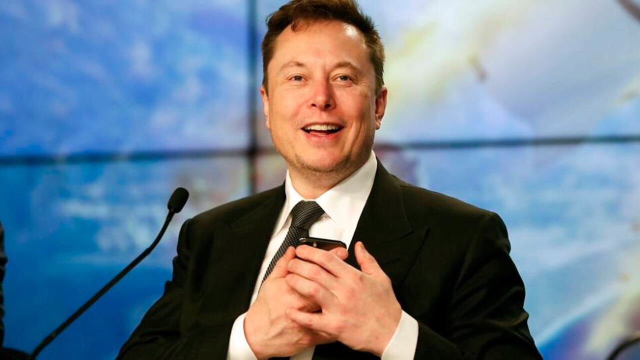 Elon Musk aumentó su fortuna 242%.