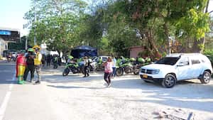 Policía en el peaje de Turbaco