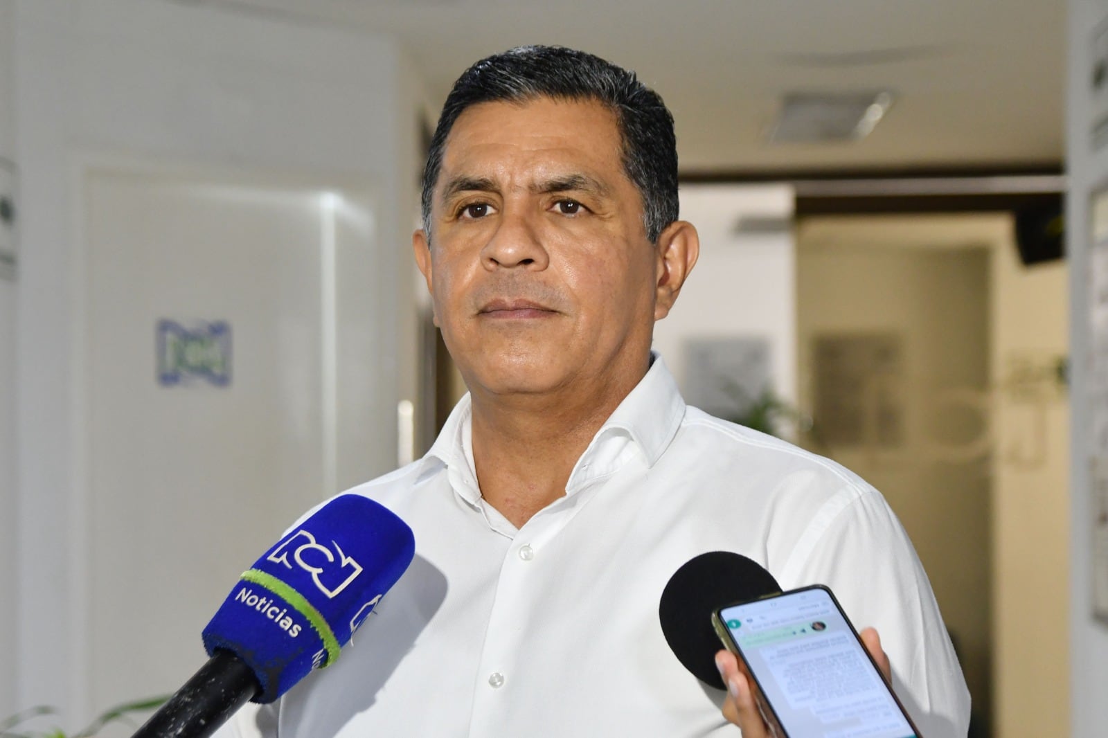 Jorge Iván Ospina, alcalde de Cali, defendió a Francia Márquez.