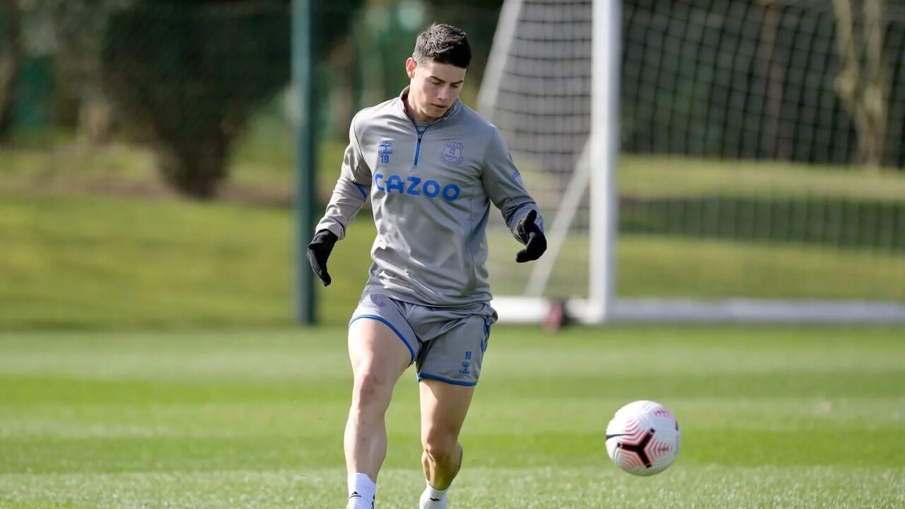 James vuelve a entrenar