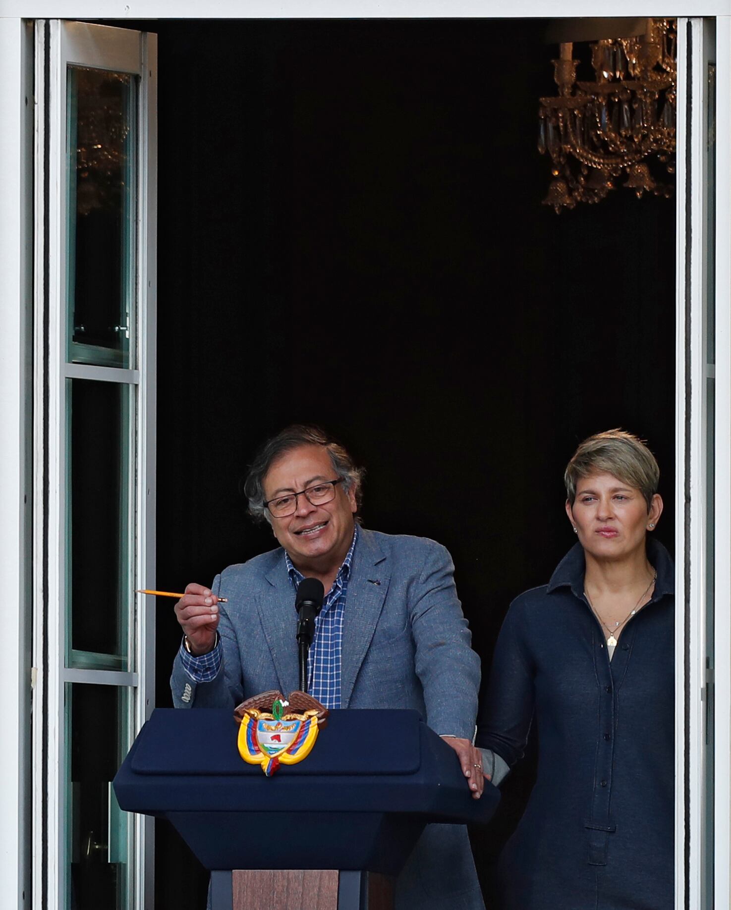 Presidente de la República Gustavo Petro convocó al pueblo el dia de los trabajadores a marchas y que lo acompañaran al discurso  desde el balcón de la Casa de Nariño
gestos
Bogota  mayo 1 del 2023
Foto Guillermo Torres Reina / Semana