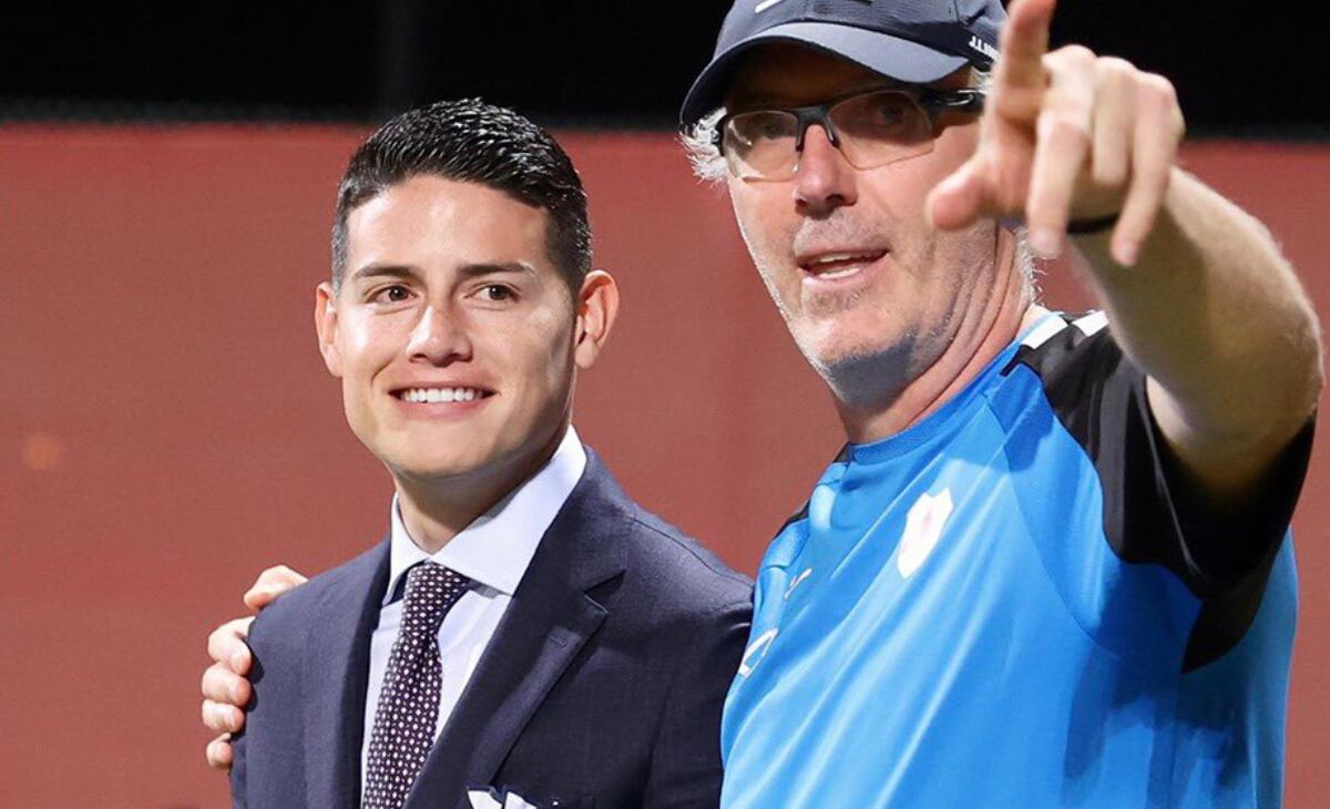 James Rodríguez junto a su técnico Laurent Blanc