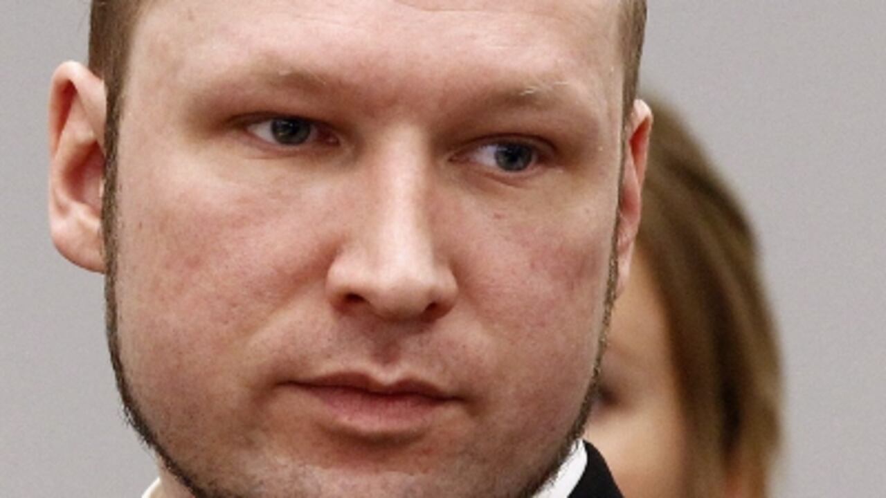 El juicio continuará este martes con las declaraciones de los primeros testigos de la acusación.