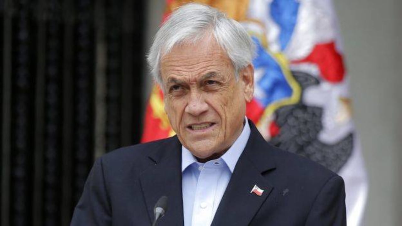 Chile amplía ayuda a clase media para evitar retiro de pensiones