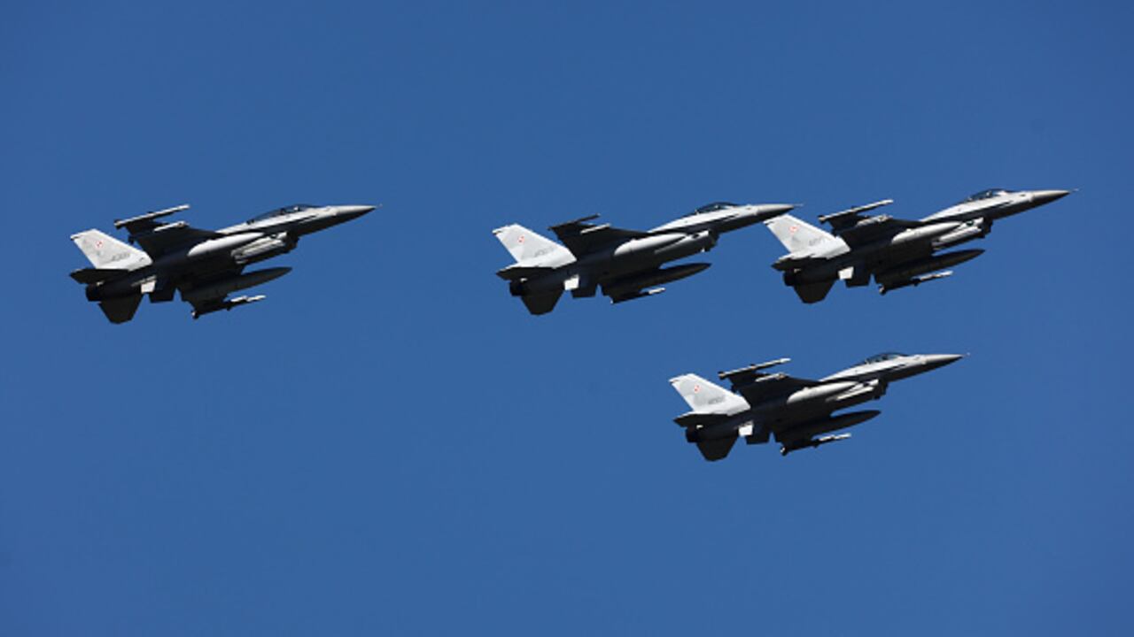 Cazas F-16. Imagen de referencia.