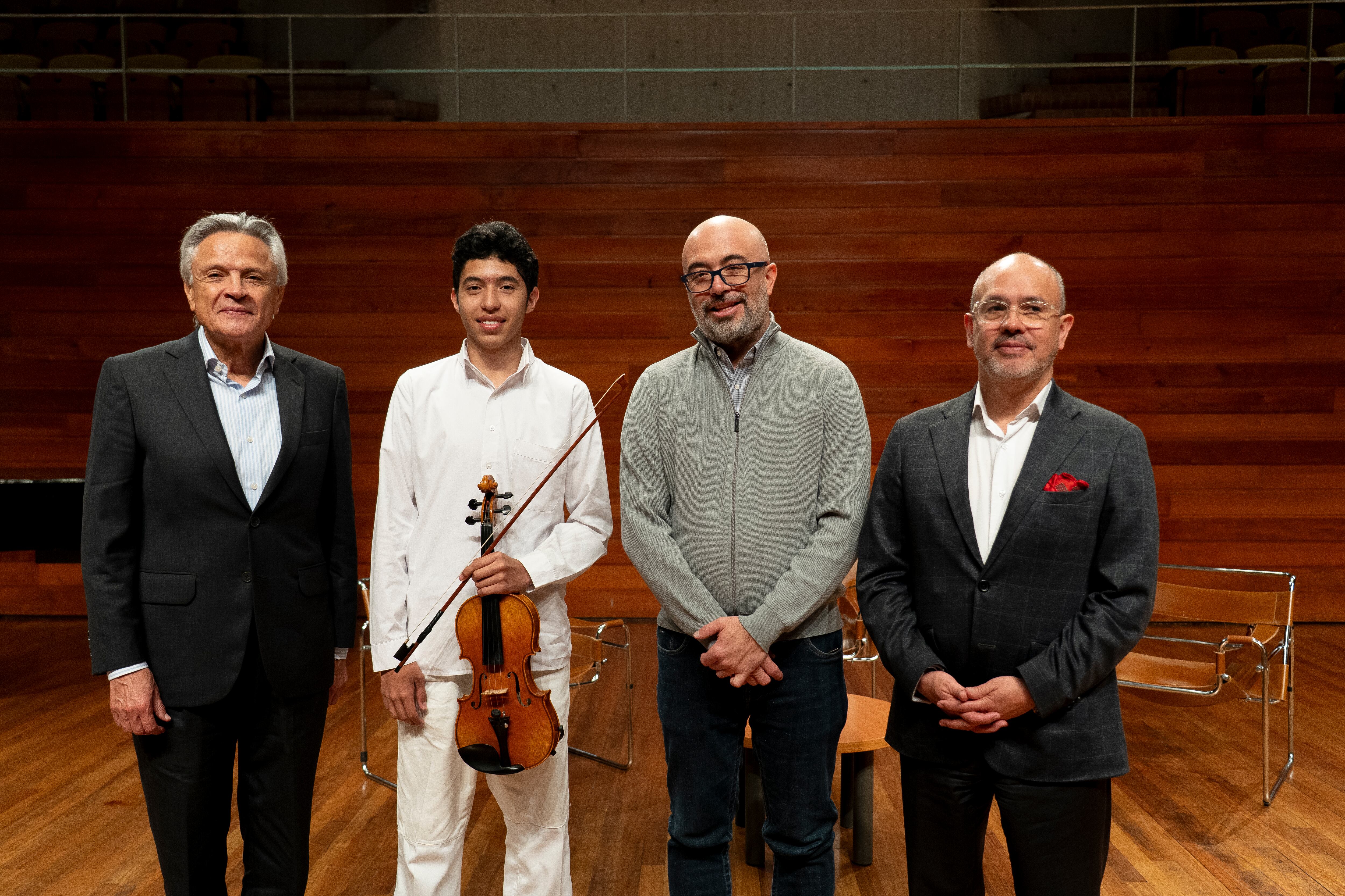 Ramiro Osorio, Manuel Jerónimo Medina, Santiago Trujillo, David García. Concurso Internacional de Violín de ciudad de Bogotá