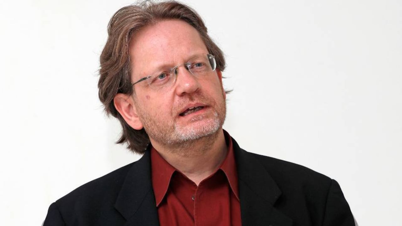 "Este tipo de decisiones son siempre complejas y dependen de las circunstancias del caso concreto", dice Kai Ambos sobre la decisión de la JEP.