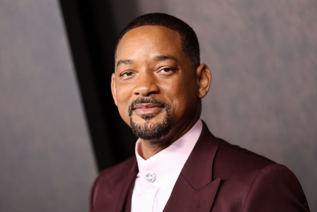 Will Smith es demandado por presunto acoso sexual y despido injustificado.